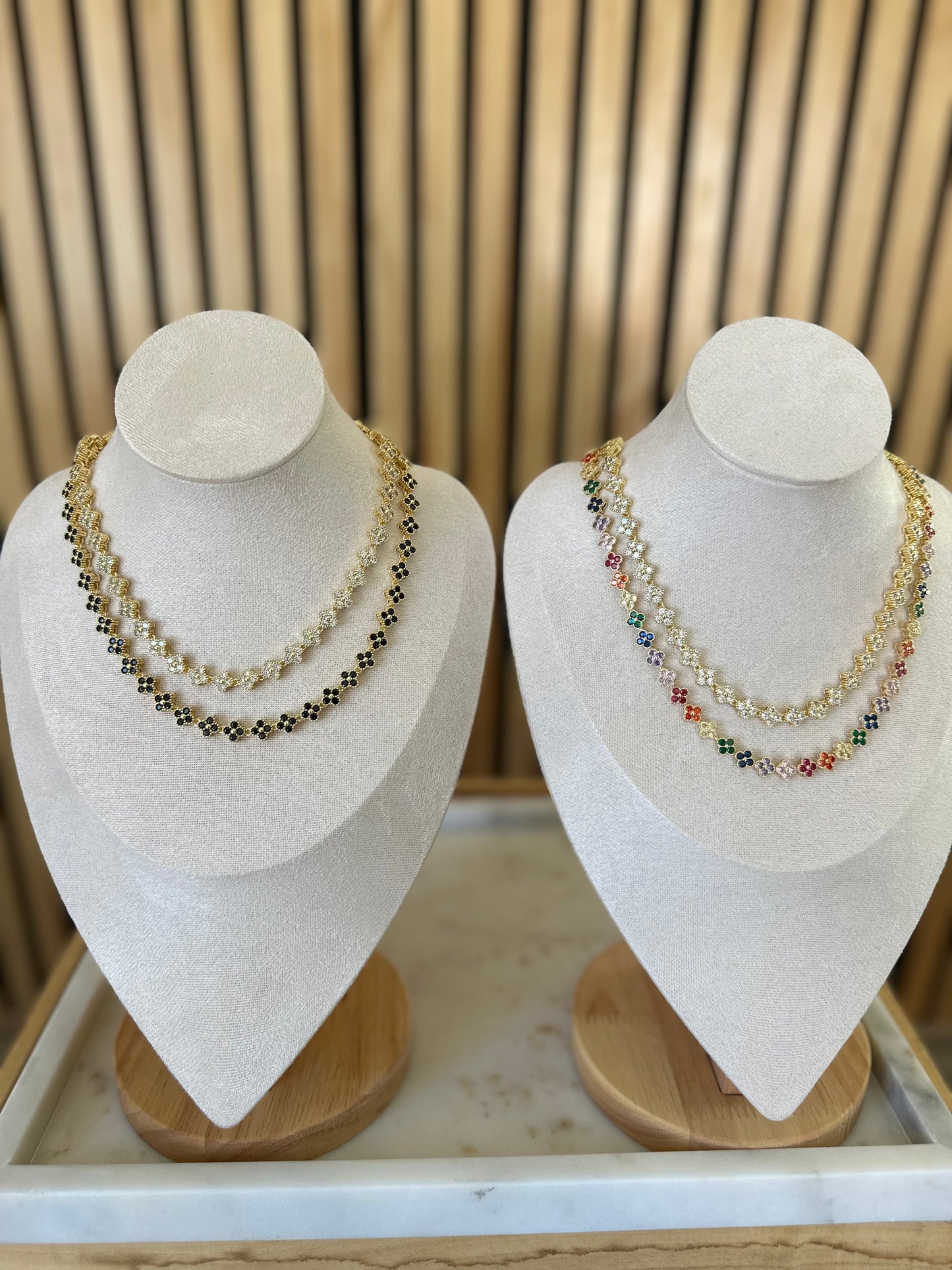 Multi color necklace