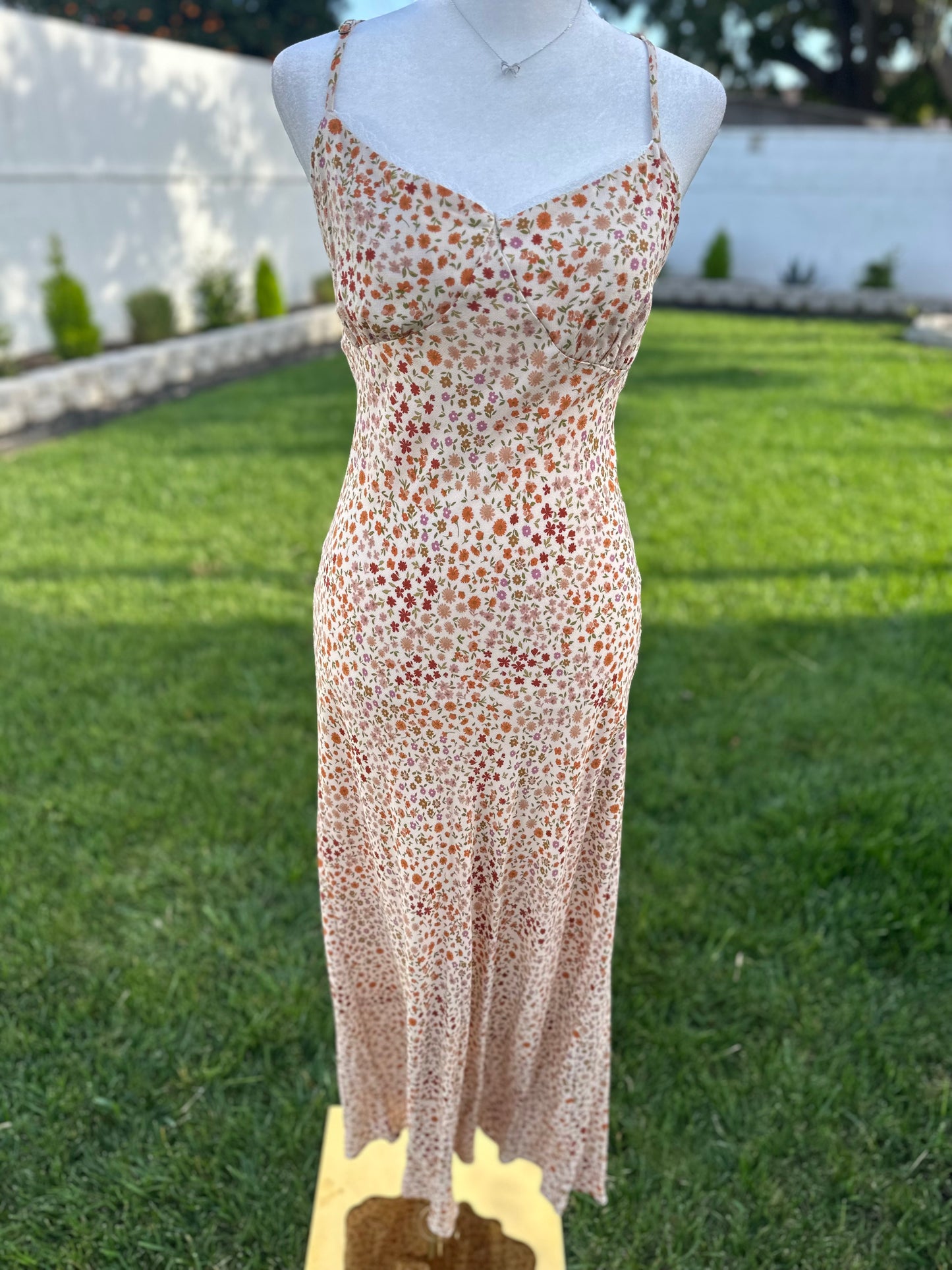 Floral sweetheart dress