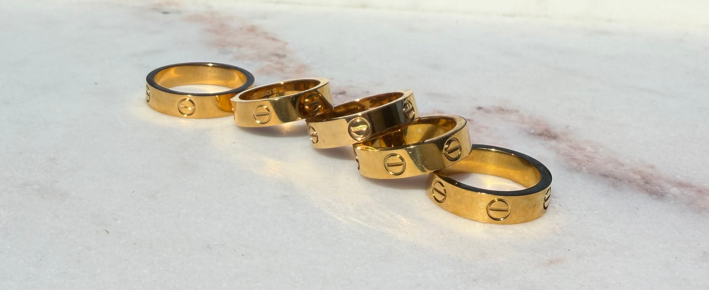 Love rings