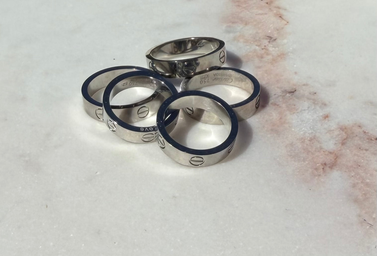Love rings