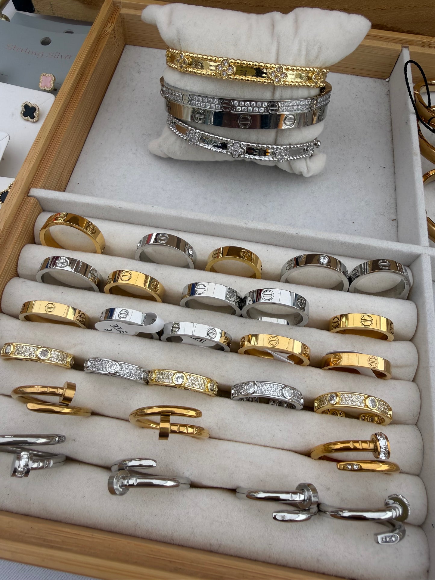 Love rings