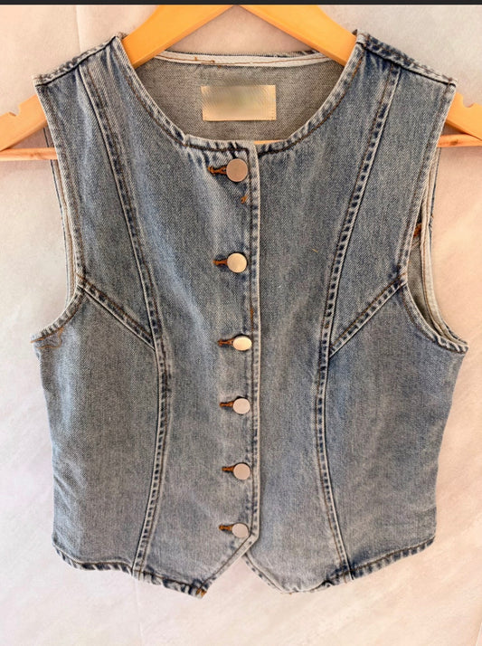 Denim vest (light blue)