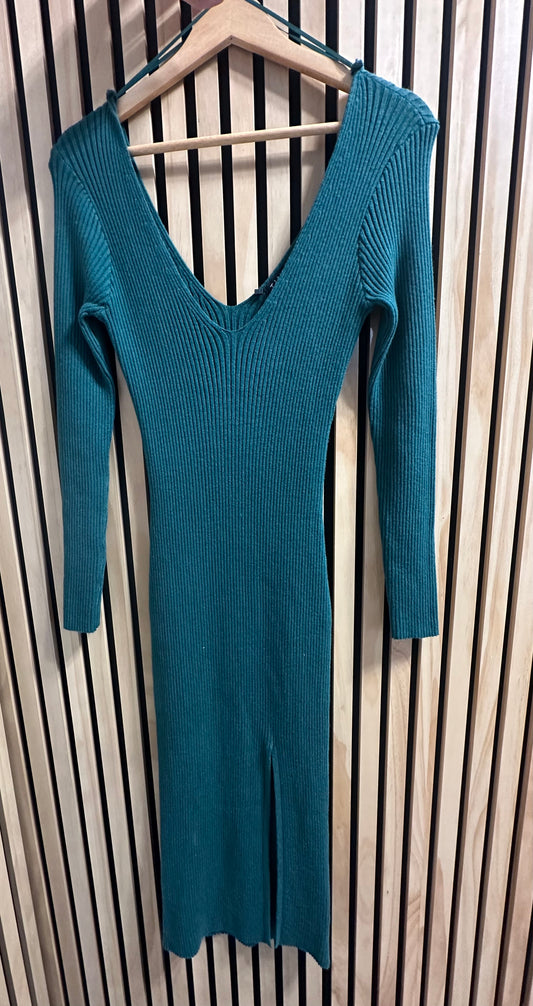 LONG SLEEVE DRESS